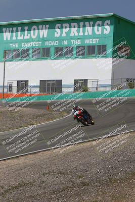 media/Apr-20-2025-AHRMA (Sun) [[393a79c373]]/Race/Group 4/Turn 4b/